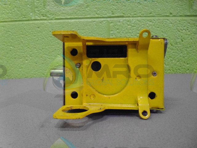 FURNAS R65A *NEW NO BOX*