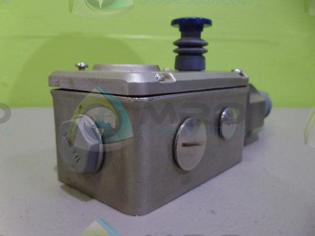 STI ER6022-SS SAFETY INTERLOCK *NEW NO BOX*