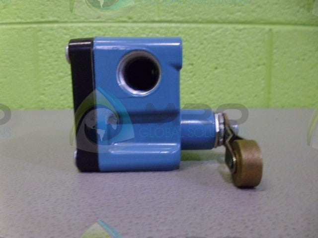 MICROSWITCH EX-AR EXPLOSION PROOF SWITCH *NEW NO BOX*