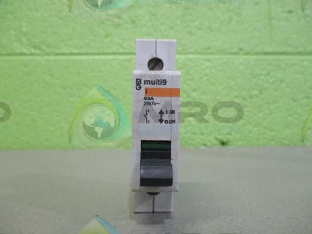 MERLIN GERIN 89110 CIRCUIT BREAKER 63A *USED*