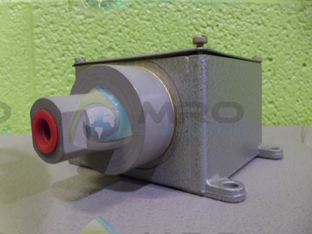CUSTOM 604PJR11 SWITCH *NEW IN BOX*