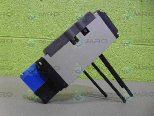 SMC VSS8-8-FG-S-3EZ-V1-X6 SOLENOID VALVE *NEW NO BOX*