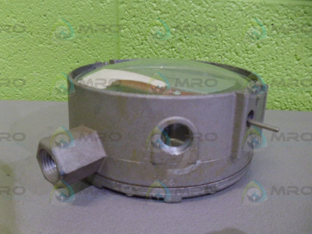 HONEYWELL C437K1007 GAS PRESSURE SWITCH *USED*