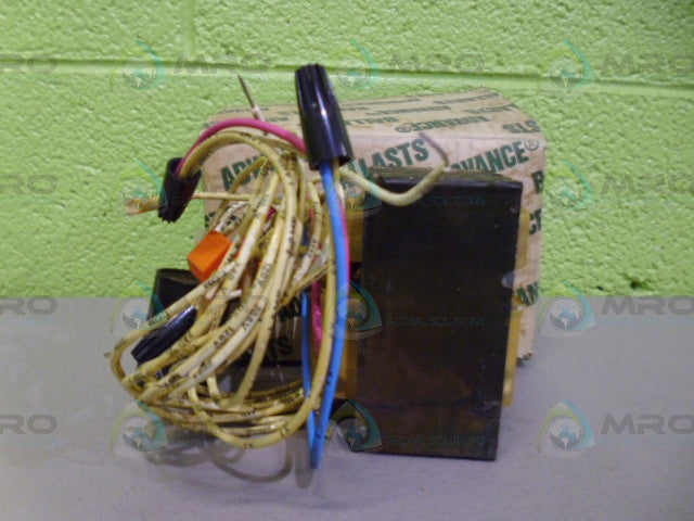 ADVANCE 71A8071-001D BALLAST KIT (AS PICTURED) *NEW IN BOX*