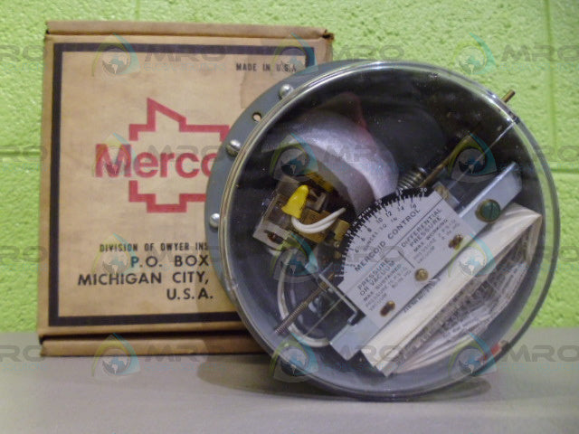 DWYER PRL-105-PI PRESSURE SWITCH *NEW IN BOX*