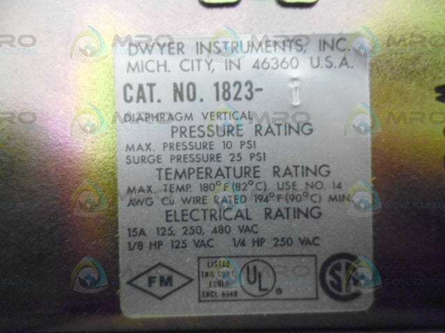 DWYER 1823-1 PRESSURE SWITCH *NEW IN BOX*