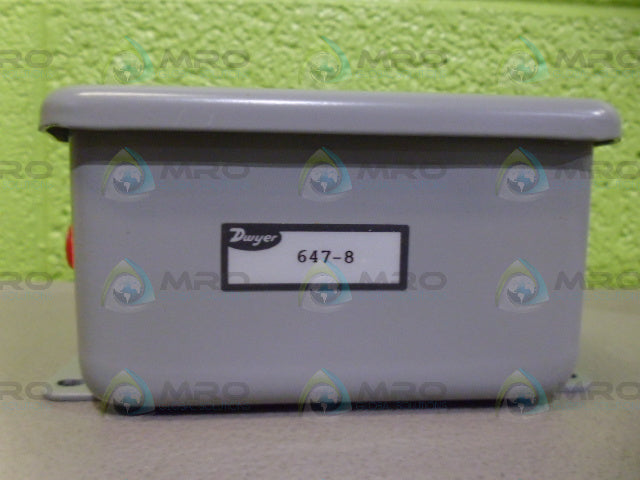 DWYER 647-8 PRESSURE TRANSMITTER *NEW IN BOX*
