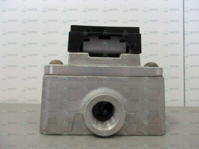 COLUMBUS TW162 THERMOSTAT *NEW NO BOX*