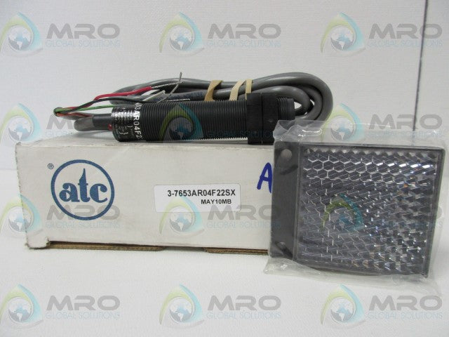 ATC 7653AR04F22SX CYLINDRICAL PHOTOELECTRIC SENSORS *NEW IN BOX*