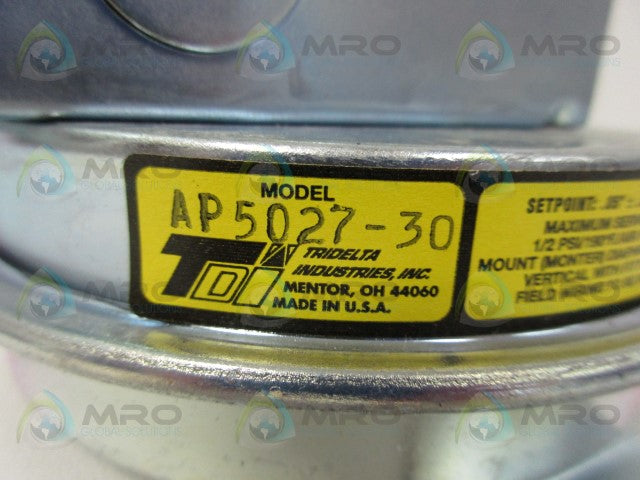 TRIDELTA AP5027-30 AIRFLOW DIFFERENTIAL PRESSURE SWITCH *NEW NO BOX*