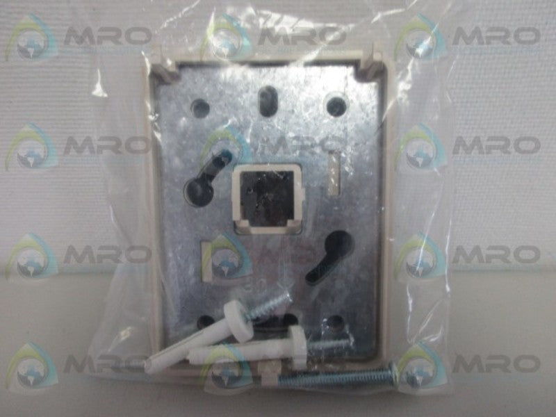 SIEMENS 544-781A REAR COVER MOUNTING KIT * NEW IN FACTORY BAG *