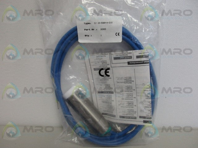 PEPPERL+FUCHS CJ10-30GM-N-Z10 CAPACITIVE SENSOR *NEW IN FACTORY BAG*