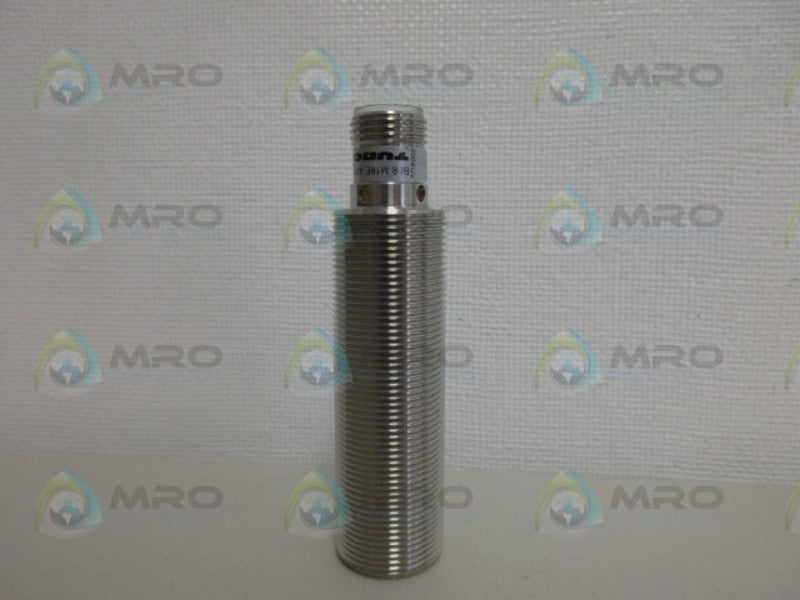 TURCK Bi8-M18E-AP6X-H1141 PROXIMITY SENSOR *NEW NO BOX*