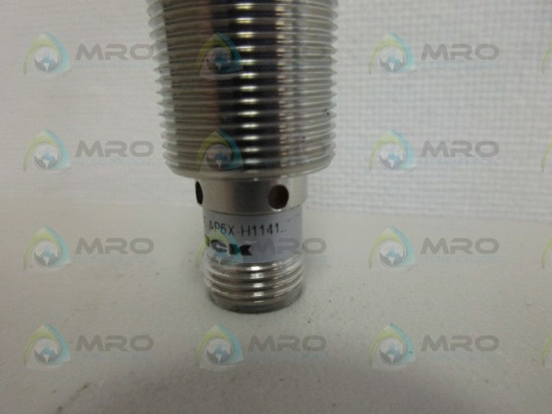 TURCK Bi8-M18E-AP6X-H1141 PROXIMITY SENSOR *NEW NO BOX*