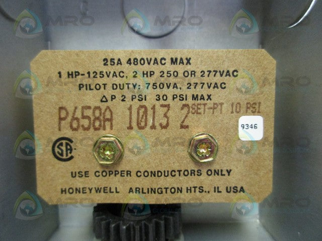 HONEYWELL P658A 1013 2 RELAY *NEW NO BOX*