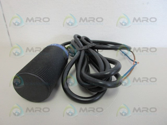 TELEMECANIQUE  XS4P30MA230 ELECTRICAL SUPPLY *USED*