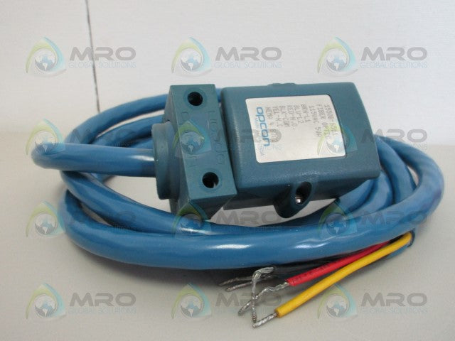 OPCON 1550B-6511 115VAC REFLEX PHOTO SENSOR *NEW NO BOX*