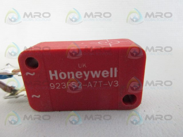 HONEYWELL 923FS2-A7T-V3 PROXIMITY SENSOR *USED*