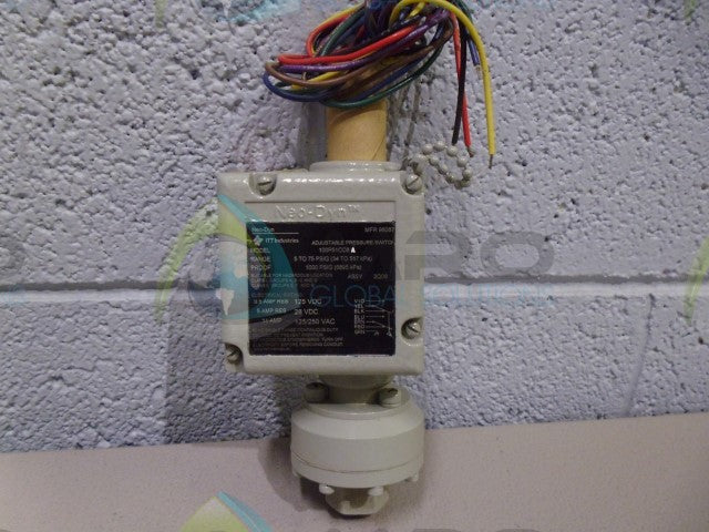 NEO-DYN 100P51CC6A PRESSURE SWITCH *NEW IN BOX*