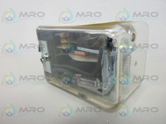 EAGLE SIGNAL 22Q2CA24002 RELAY *NEW NO BOX*