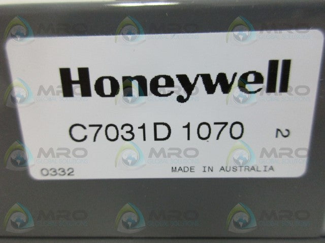 HONEYWELL C7031D1070 MOISTURE PROOFED SENSOR *NEW IN BOX*