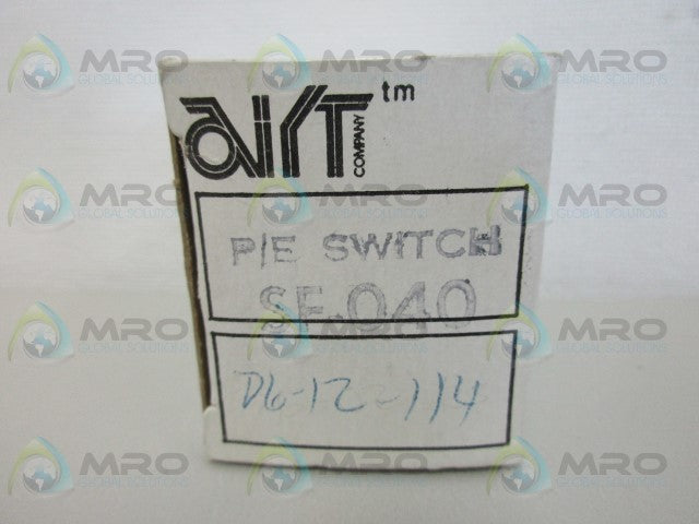AIRT COMPANY SF-040 PRESSURE SWITCH *NEW IN BOX*
