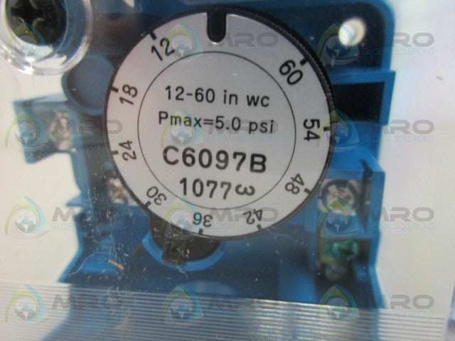 HONEYWELL C6097B1077 GAS PRESSURE SWITCH *NEW IN BOX*