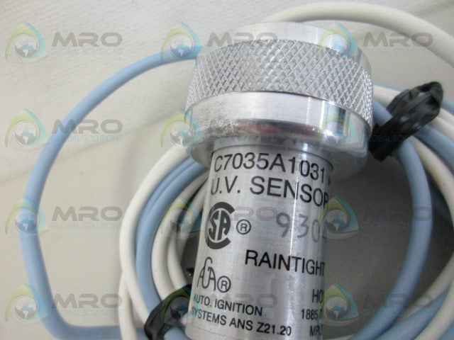 HONEYWELL C7035A1031 UV FLAME DETECTOR *NEW IN BOX*