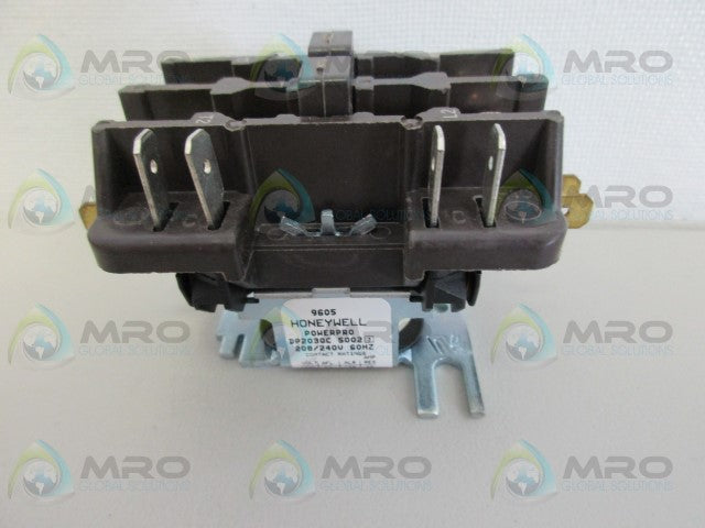 HONEYWELL DP2030C5002 DEFINITE PURPOSE CONTACTOR *NEW IN BOX*