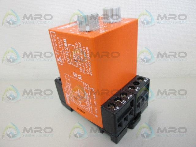 CROUZET DFR2BB12D TIME DELAY RELAY *NEW IN BOX*