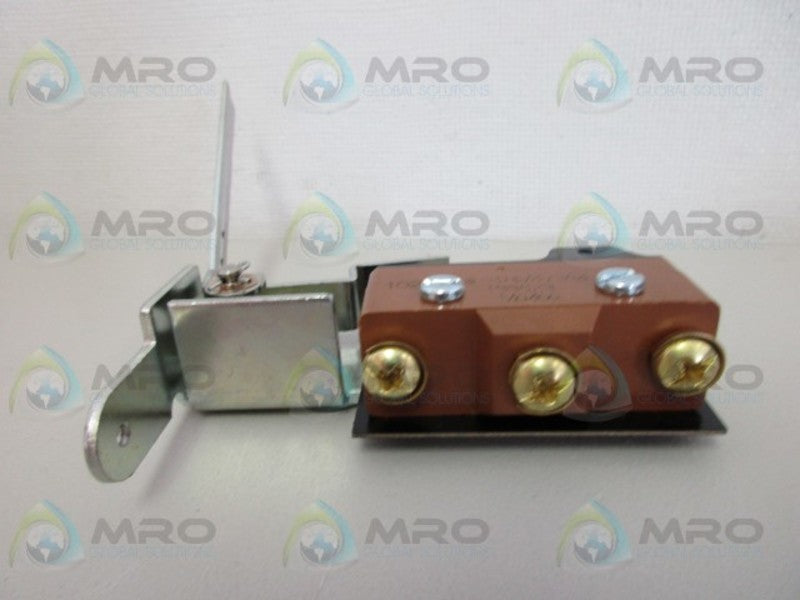 MICROSWITCH BE-1RV47-A4 SWITCH *NEW IN BOX*
