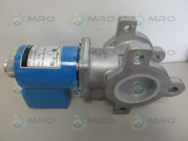 HONEYWELL V4297S1003 NO VENT VALVE *NEW IN BOX*