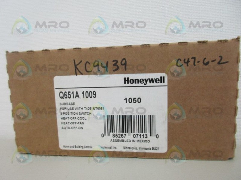 HONEYWELL Q651A1009 SUBBASE *NEW IN BOX*