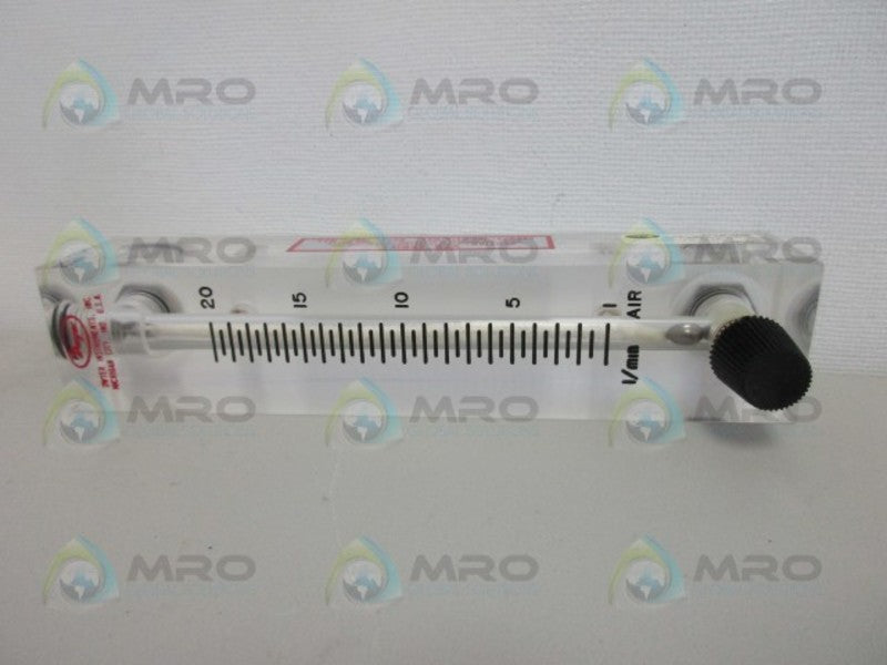 DWYER VF8-67-SSV FLOWMETER *NEW IN BOX*