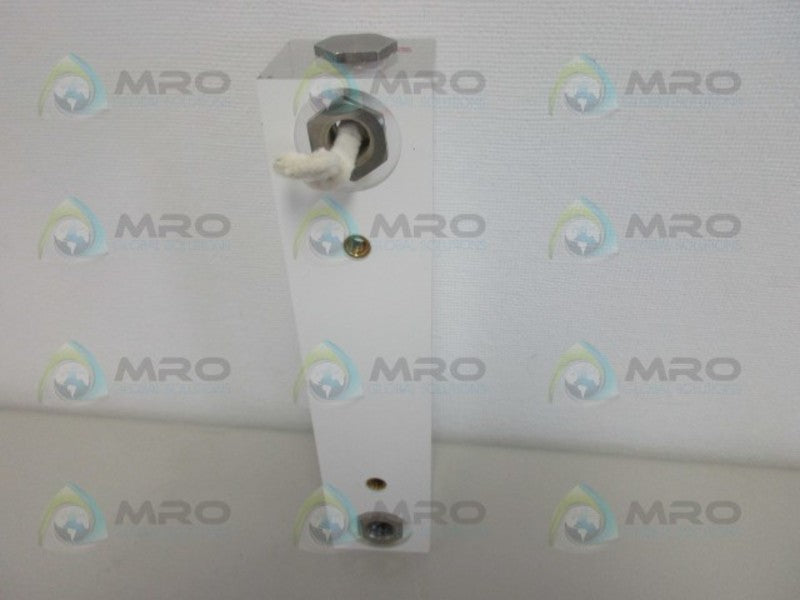 DWYER VF8-67-SSV FLOWMETER *NEW IN BOX*