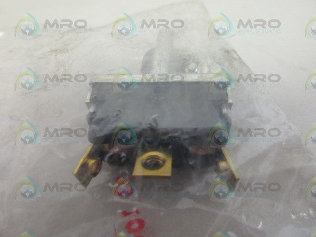 931001 *NEW IN FACTORY BAG*