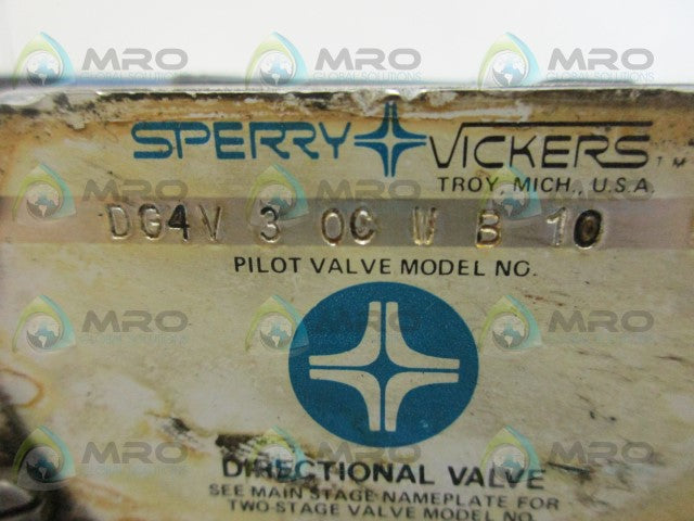 VICKERS DG4V30CWB10D DIRECTIONAL VALVE *USED*