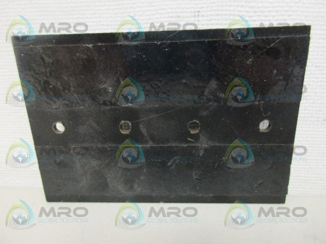 BUSS 3833-4 4 POSITION FUSE BLOCK *NEW NO BOX*