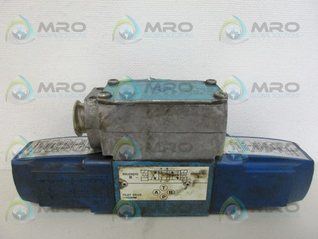 VICKERS DG4V32CWB10S324 DIRECTIONAL VALVE *USED*