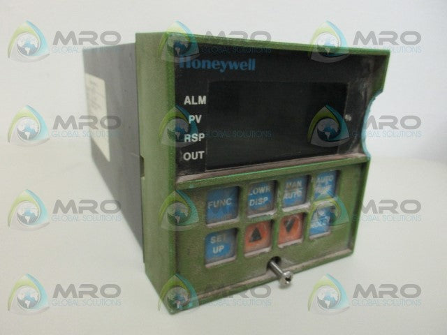 HONEYWELL DC3002-0-00A-2-DIN-0111 TEMPERATURE CONTROLLER (AS PICTURED)*USED*