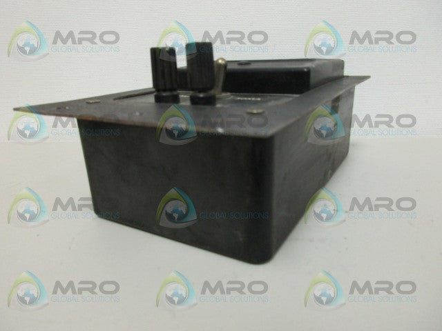 SIMPSON FS=5/50MA 0-5 *USED*