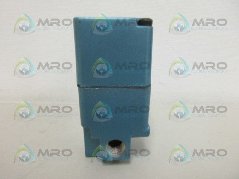 MAC 225B-110JA SOLENOID VALVE *NEW IN BOX*