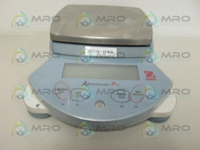 ADVENTURER AV812 PRECISION BALANCE SCALE *USED*
