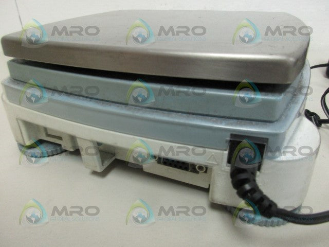 ADVENTURER AV4101 JEWELRY SCALE *USED*