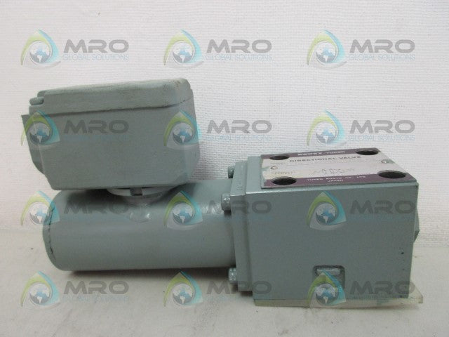 YUKEN DSG-01-2B2-A110-6 DIRECTIONAL VALVE *NEW IN BOX*