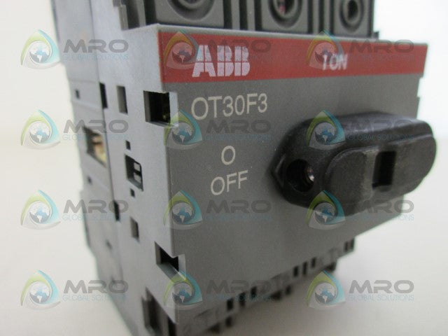 ABB OT30F3P DISCONNECT SWITCH *NEW IN BOX*
