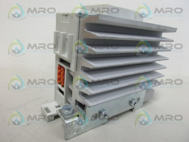 EUROTHERM TE10S-25A/480V/HAC/ENG///NOFUSE/-//00 SOLID STATE RELAY *USED*