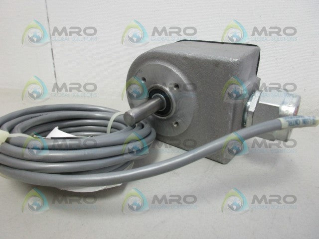 RED LION CONTROLS RPGQ0500 PULSE GENERATOR *NEW IN BOX*