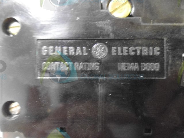 GENERAL ELECTRIC CR305X100A AUXILIARY CONTACT *NEW NO BOX*