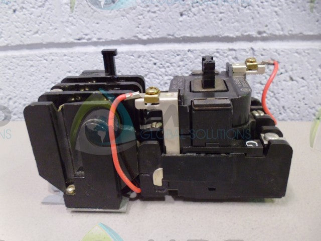 GENERAL ELECTRIC CR305X100A AUXILIARY CONTACT *NEW NO BOX*